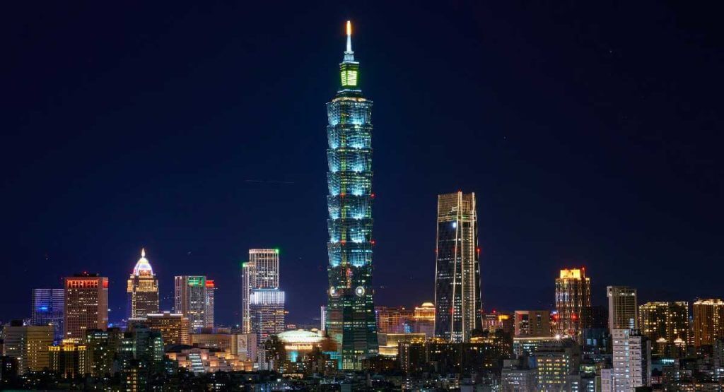 The Taipei 101 (Chinese: 台北101)